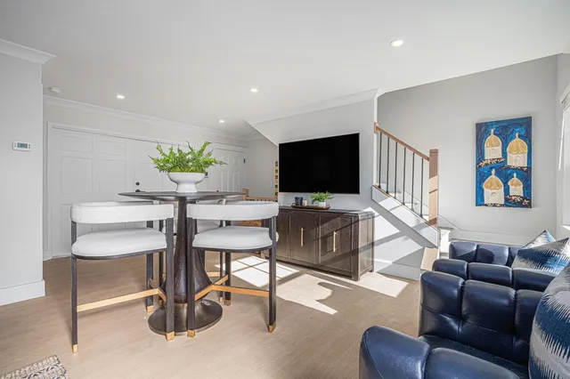 $1,200,000 | 743 South Bend Avenue, South Bend, IN 46617