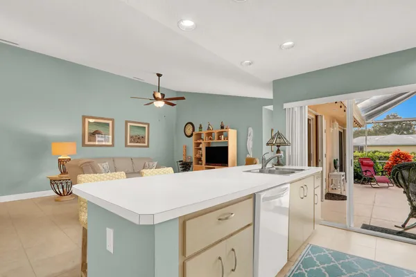 $359,000 | 1904 Appleton Court, Palm Beach Gardens, FL 33403