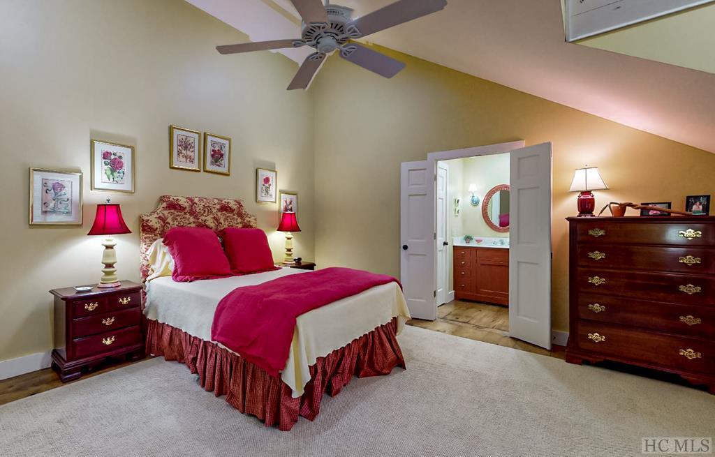 1214 Highgate Road Highlands, NC 28741 - Photo 29 of 36 Gallery Image 29