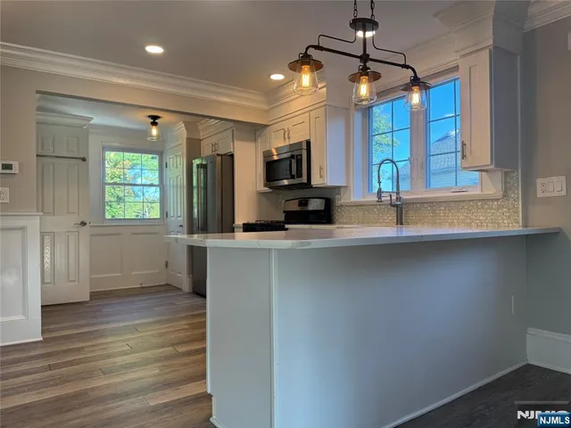 $3,450 | 159 County Road, Tenafly, NJ 07670