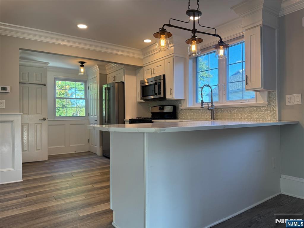 159 County Road Tenafly, NJ 07670 - Photo 5 of 13