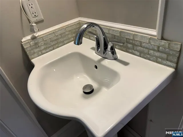 $3,450 | 159 County Road, Tenafly, NJ 07670