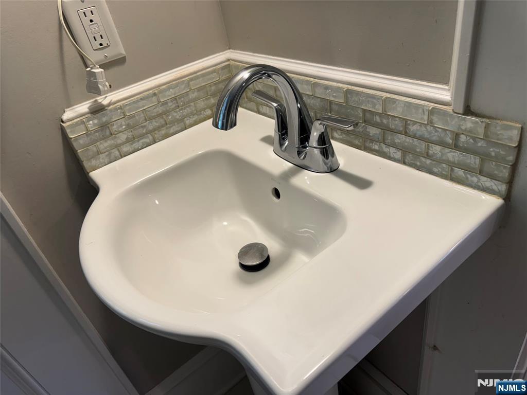 159 County Road Tenafly, NJ 07670 - Photo 9 of 13