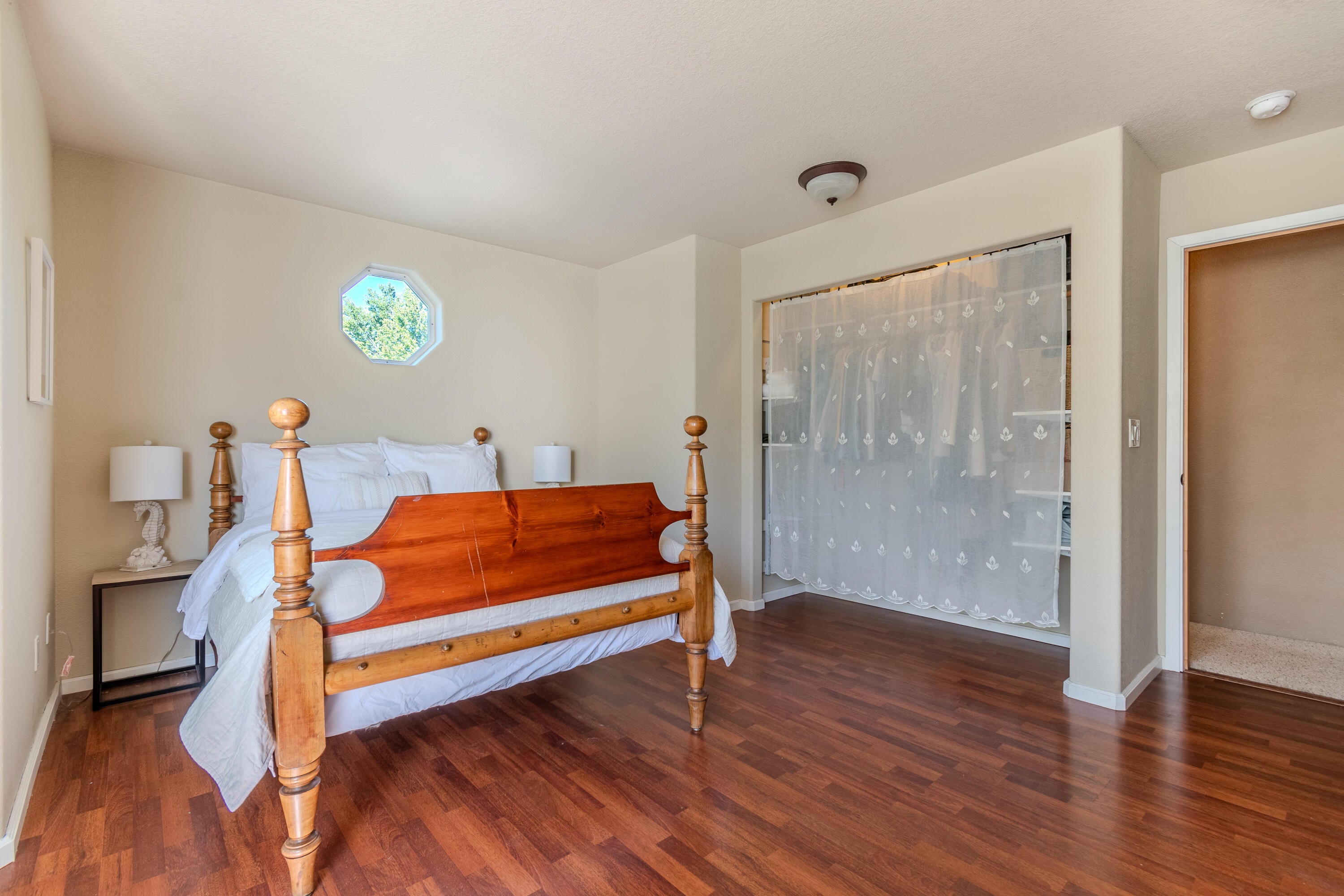 524 Tulipan Way Talent, OR 97540 - Photo 17 of 26 01-17