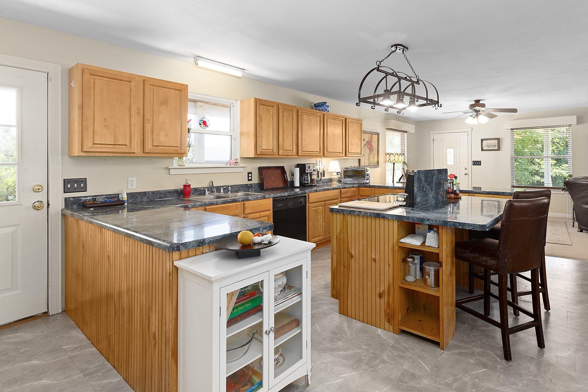 24675 Ulrich Lane Elberta, AL 36530 - Photo 13 of 21 Kitchen