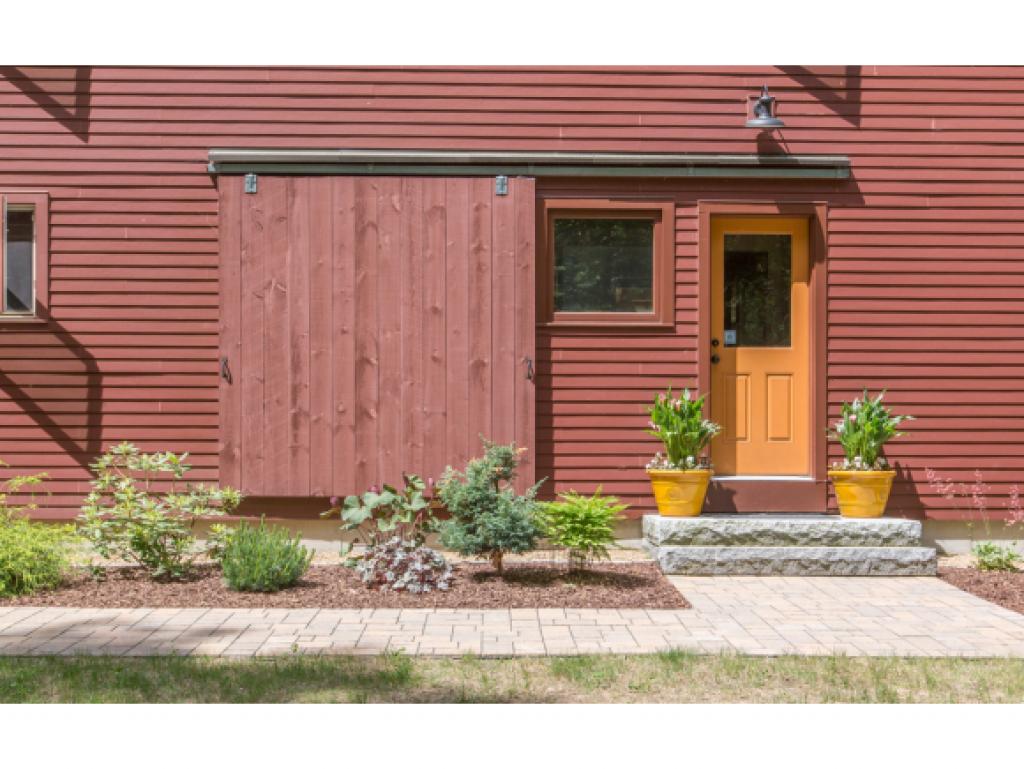 31 Birch Road Deerfield, NH 03037 - Photo 2 of 36