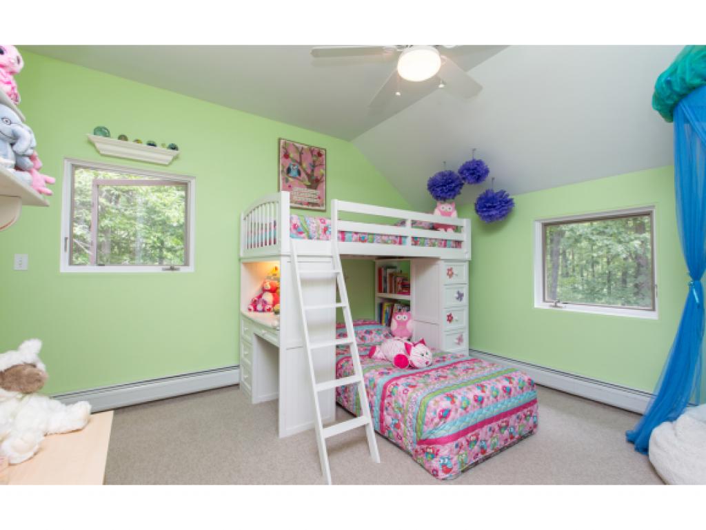 31 Birch Road Deerfield, NH 03037 - Photo 23 of 36
