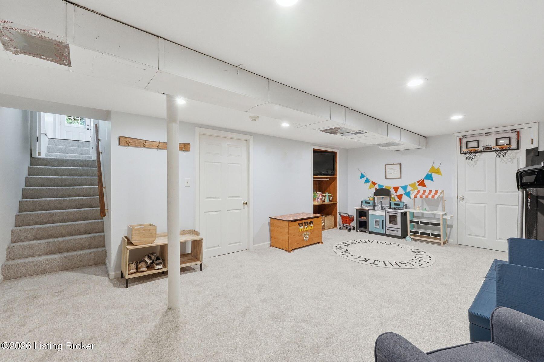 441 Highfield Road Louisville, KY 40207 - Photo 24 of 32 photo_online_024