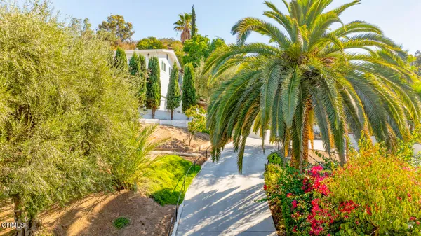 $1,299,000 | 10272 Willow Springs Lane, Sunland, CA 91040