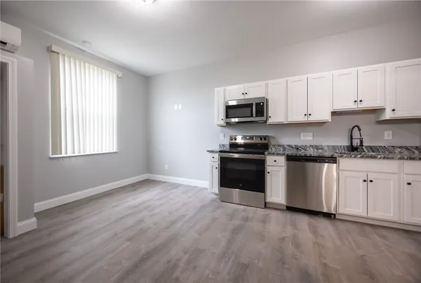 $1,500 | 6899 Post Road, Unit 206, North Kingstown, RI 02852