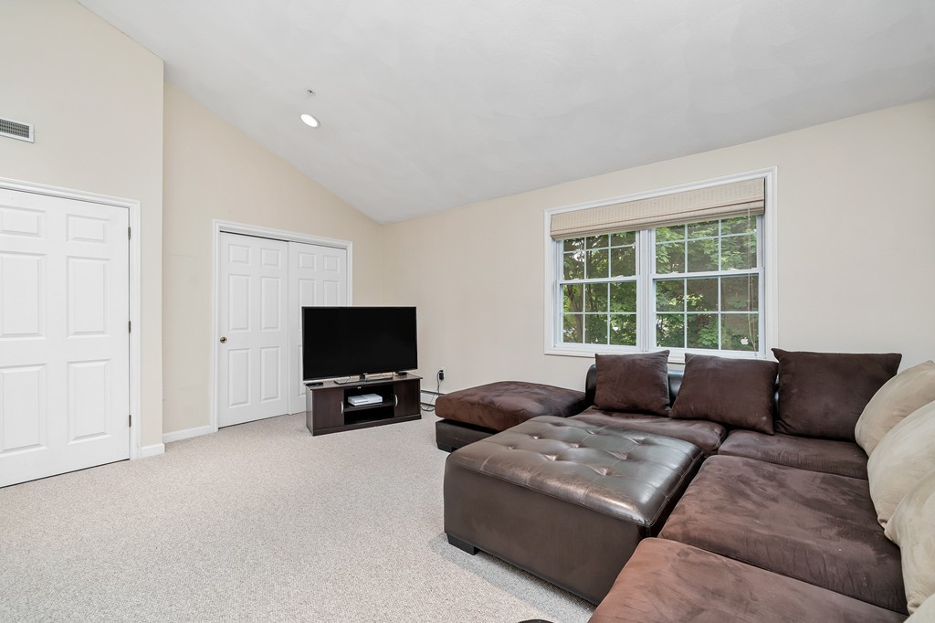 997 Main Street, Unit 6 Wakefield, MA 01880 - Photo 23 of 32