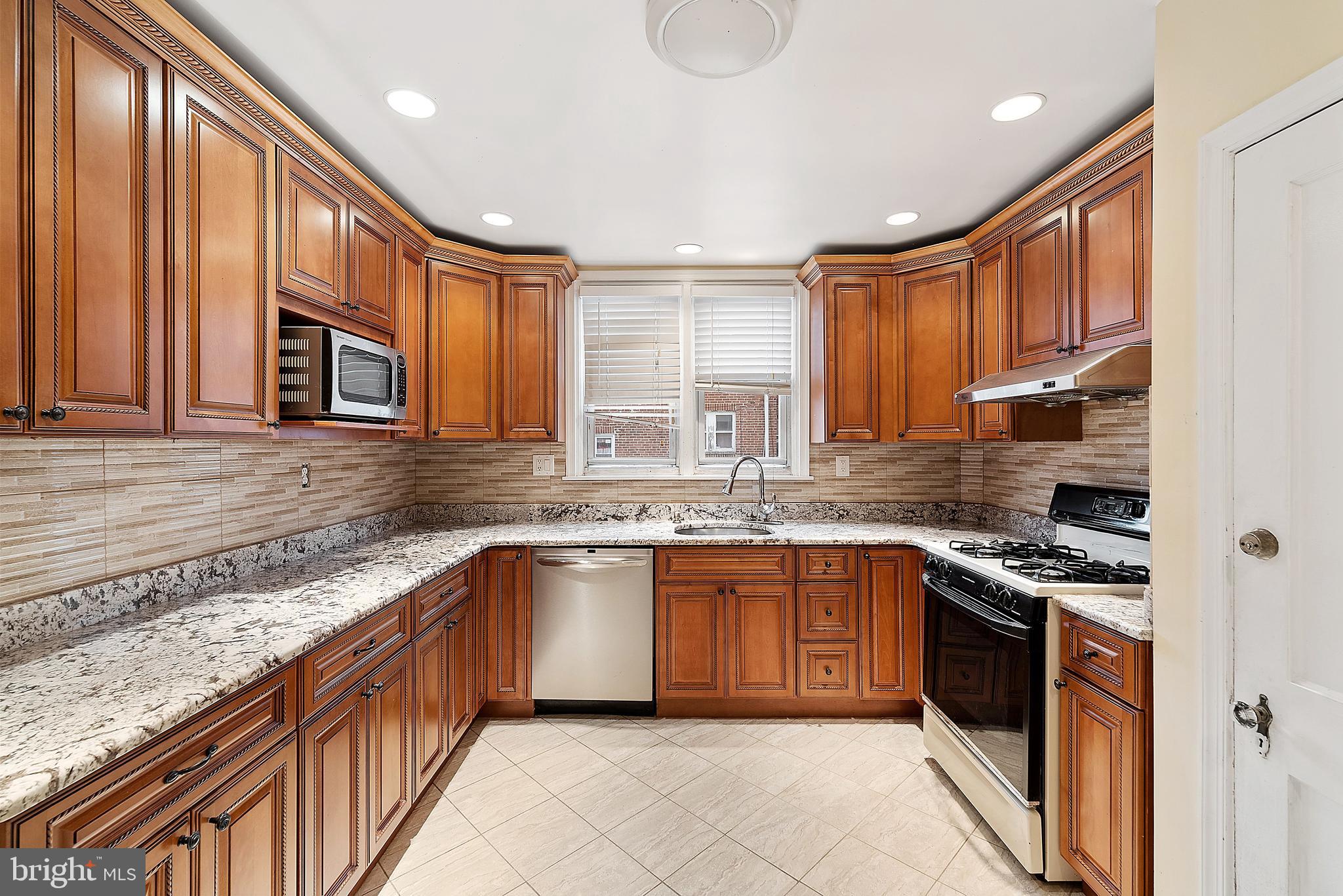 5214 Westford Road Philadelphia, PA 19120 - Photo 11 of 23 Gallery Image 11