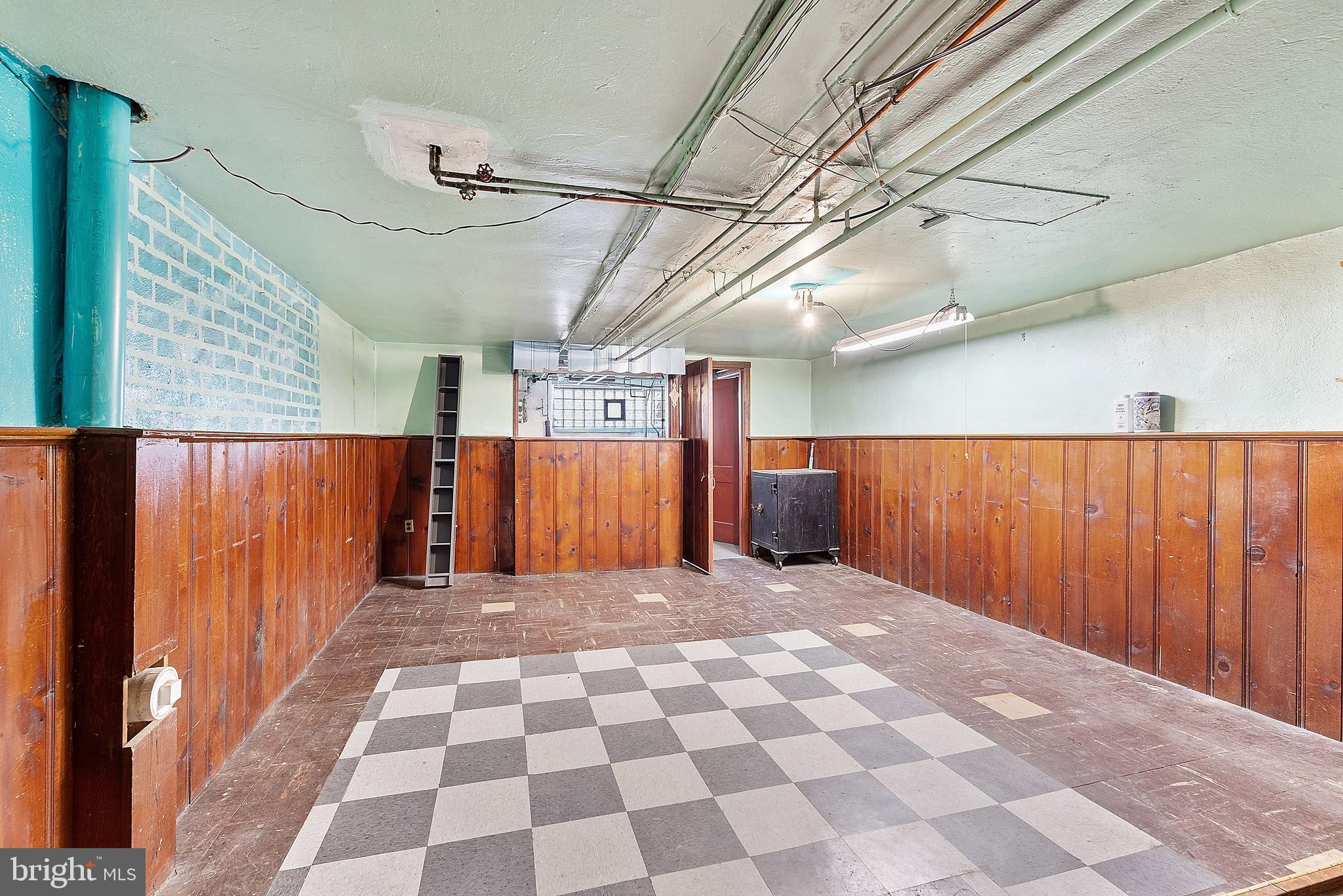 5214 Westford Road Philadelphia, PA 19120 - Photo 15 of 23 Gallery Image 15