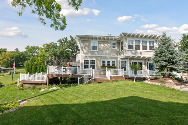 $1,699,000 | 2463 Black Lake Road, Spring Park, MN 55384