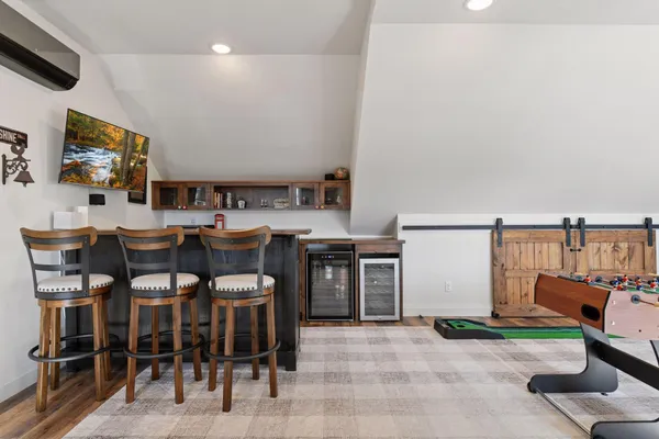 $1,699,000 | 2463 Black Lake Road, Spring Park, MN 55384