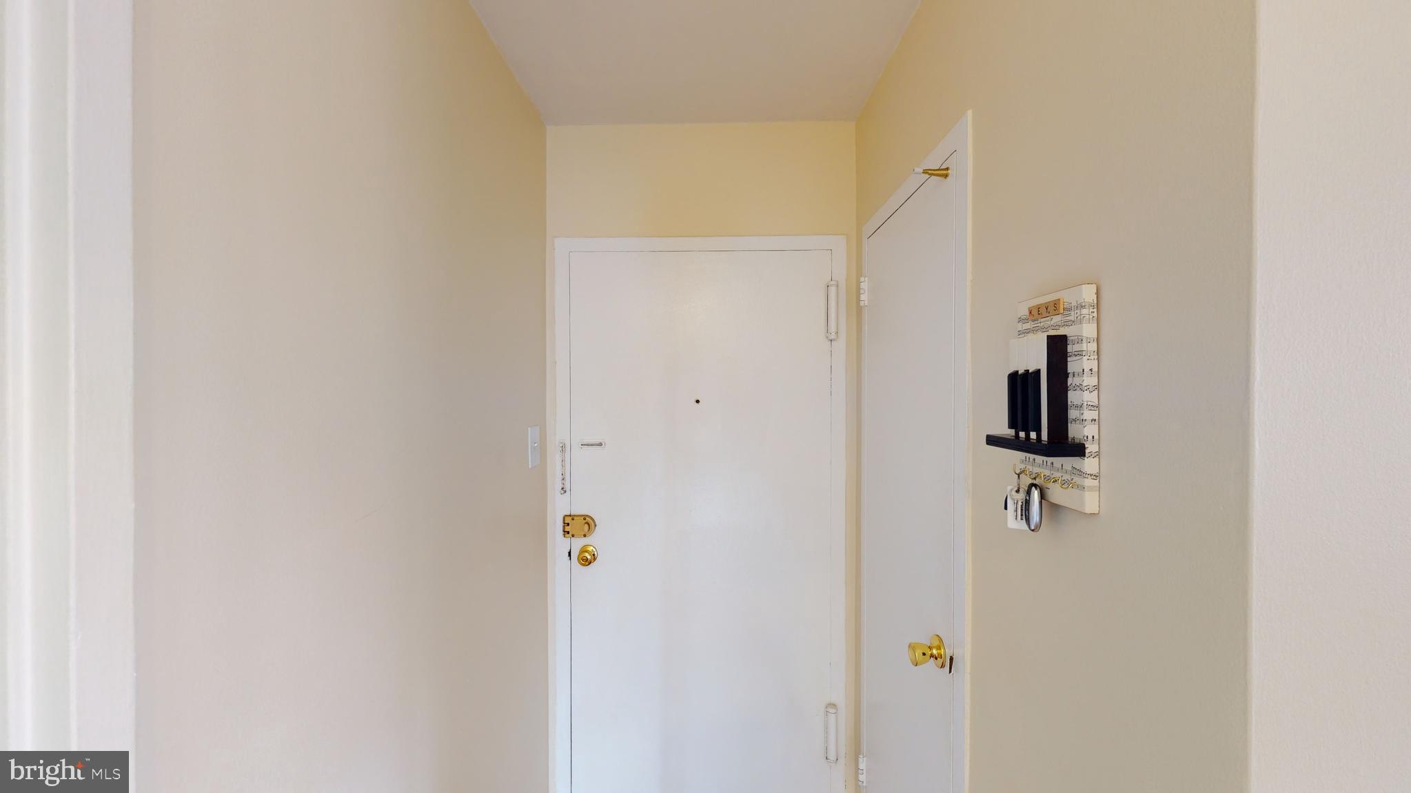 1111 Arlington Boulevard, Unit 731 Arlington, VA 22209 - Photo 3 of 46 a bathroom with a shower