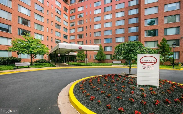 $2,200 | 1111 Arlington Boulevard, Unit 731, Arlington, VA 22209