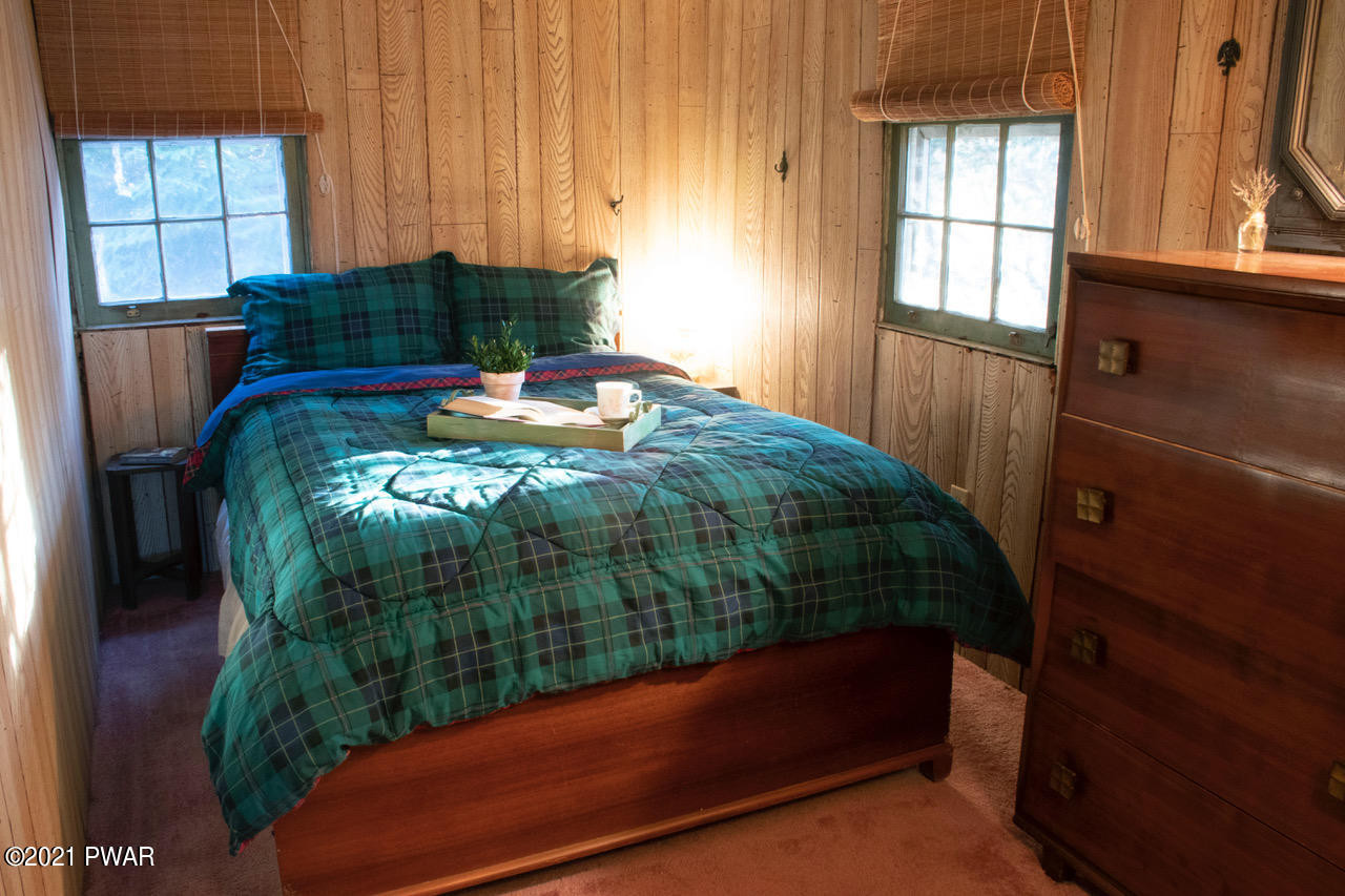 143 Pecks Pond Road Dingmans Ferry, PA 18328 - Photo 21 of 34