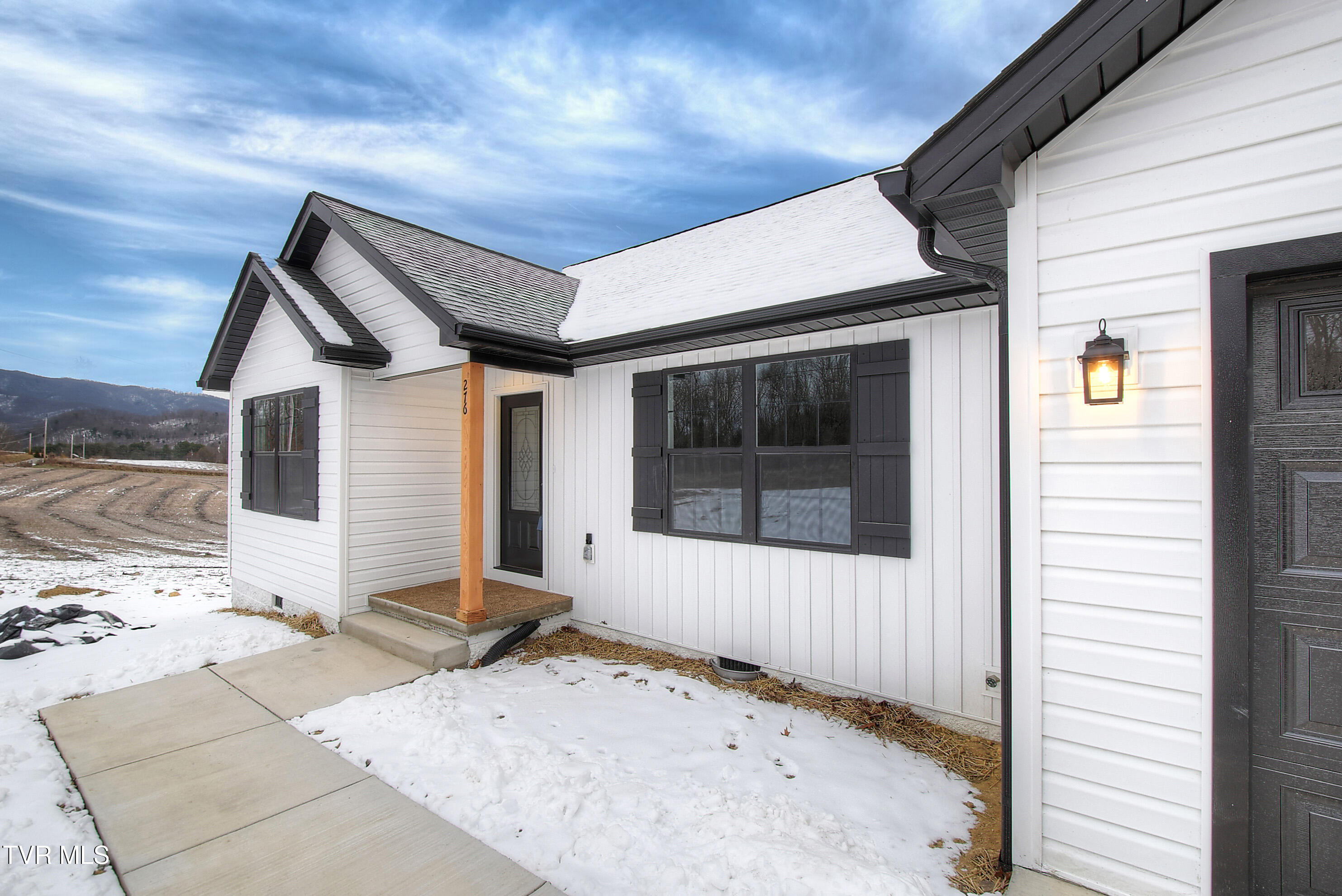 276 Slagle Road Elizabethton, TN 37643 - Photo 7 of 38 7