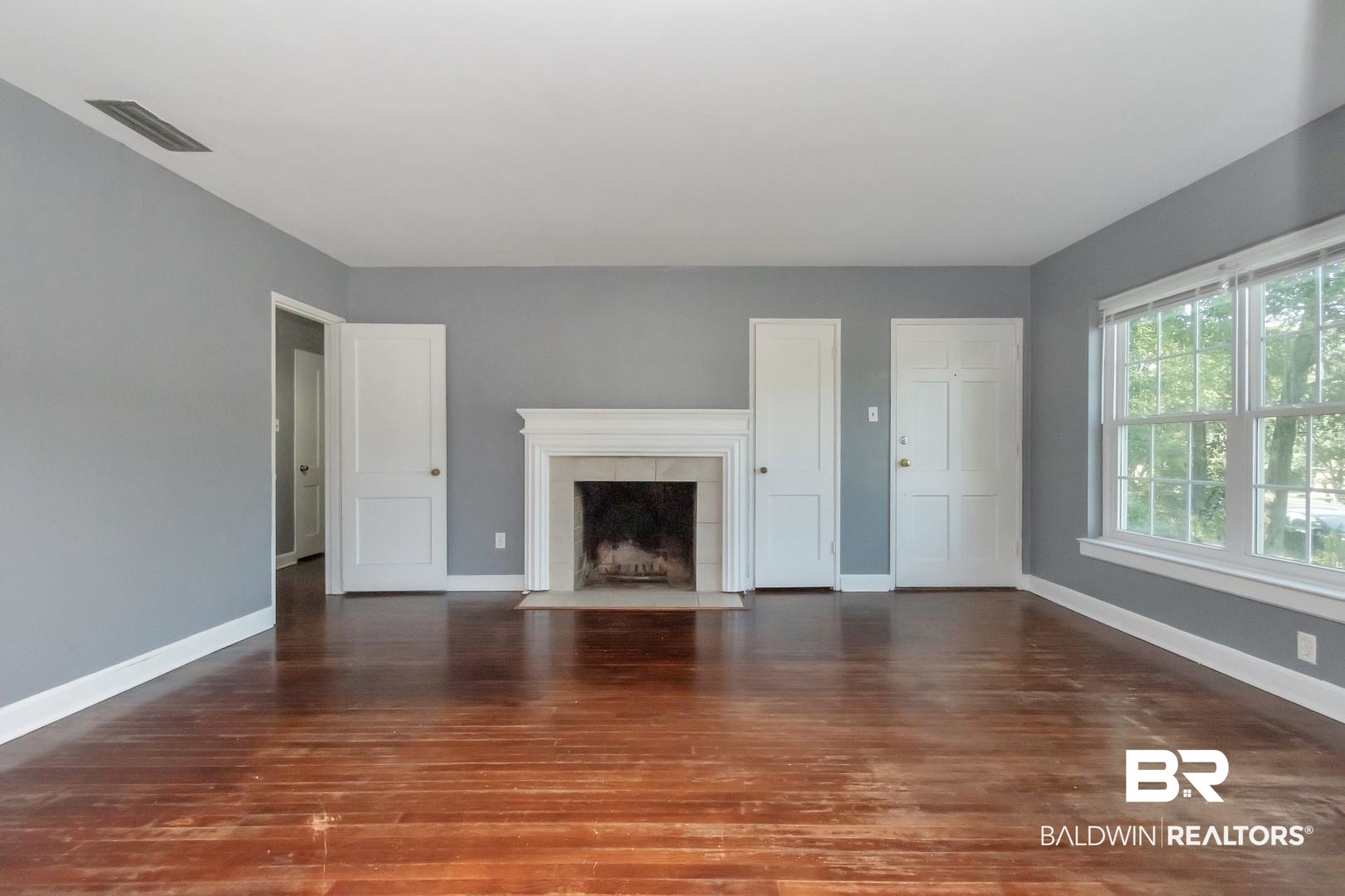 3521 Spring Hill Avenue Mobile, AL 36608 - Photo 6 of 27