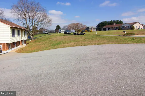 $480,000 | 714 Redwood Drive, Westminster, MD 21157