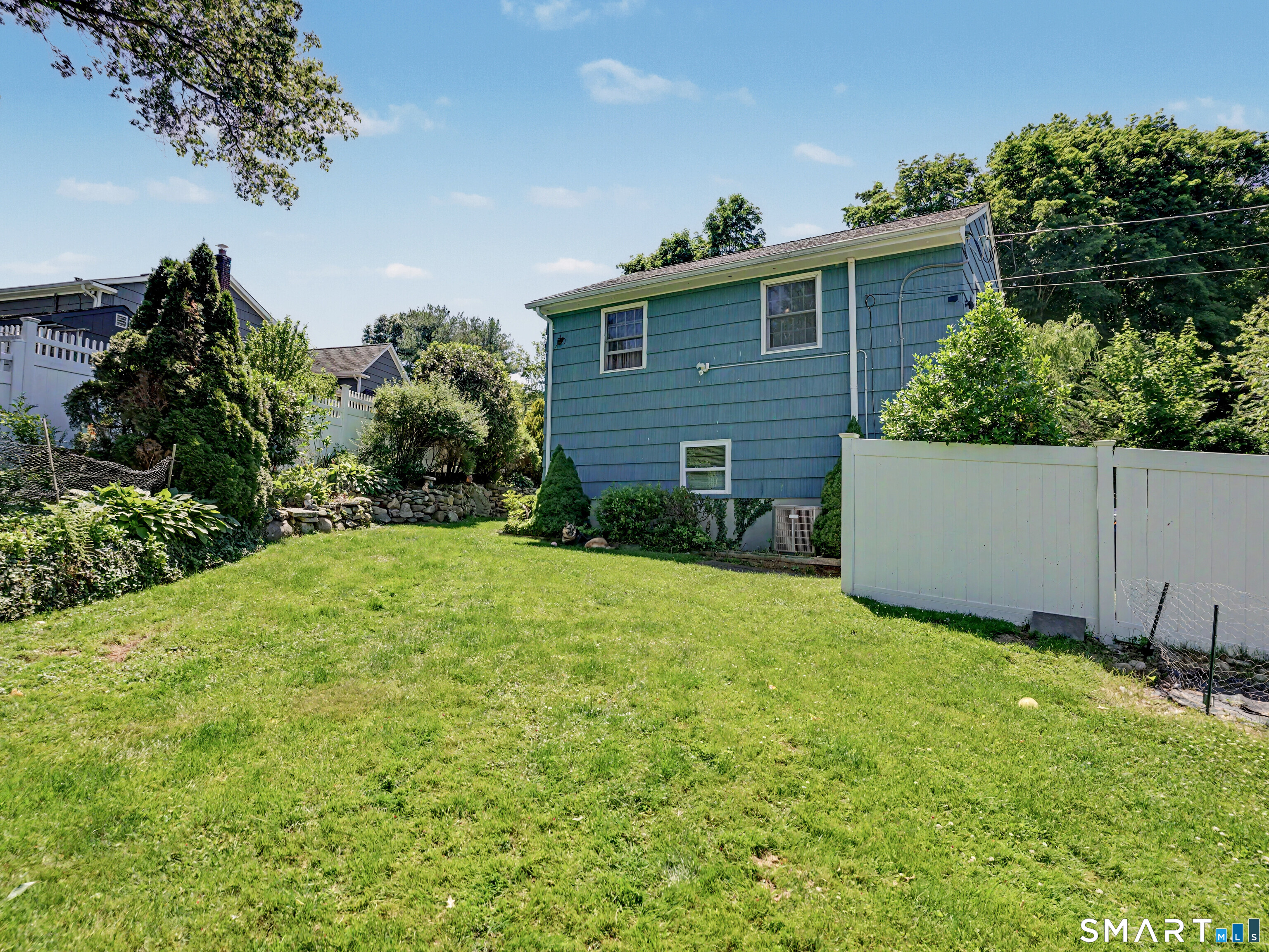 9 Junebar Lane Norwalk, CT 06851 - Photo 26 of 39 Gallery Image 26