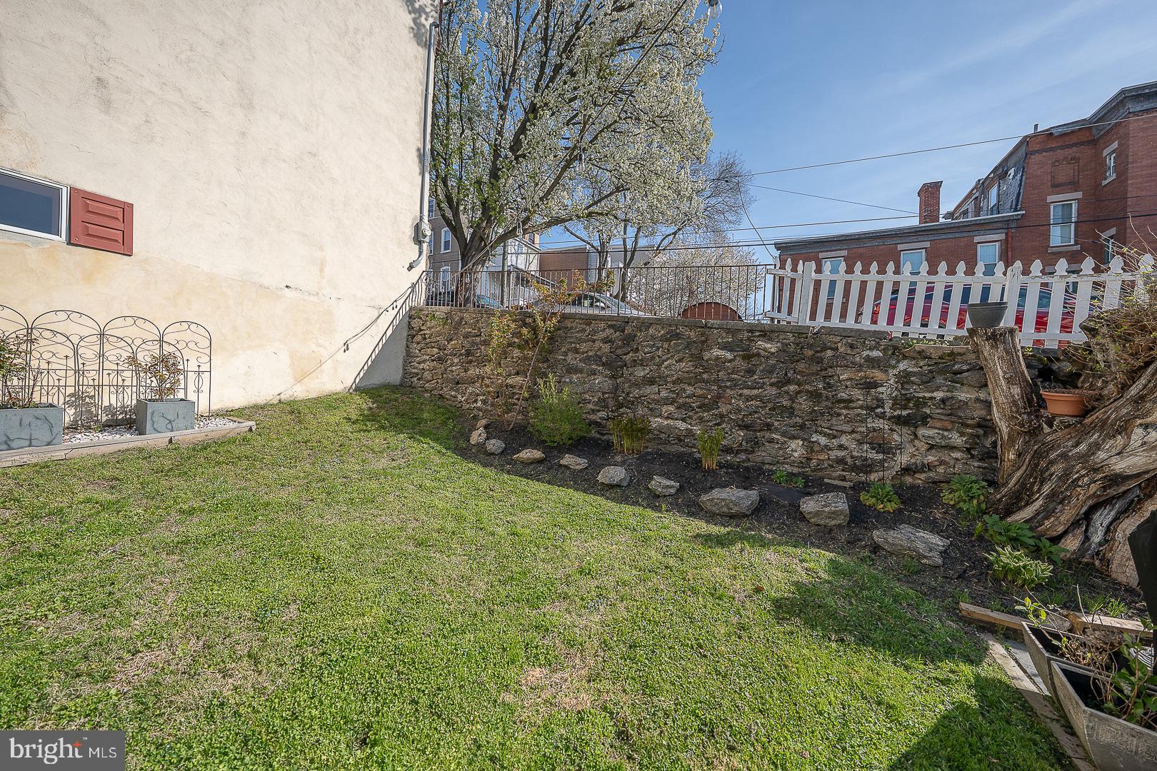 129 Sumac Street Philadelphia, PA 19128 - Photo 22 of 111 Back Yard
