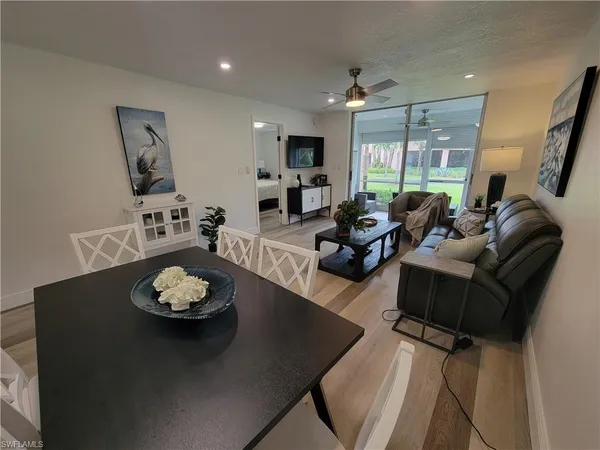 $3,100 | 200 Forest Lakes Boulevard, Unit 111, Naples, FL 34105