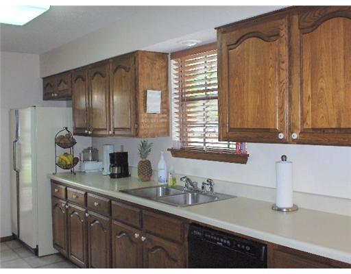 121 Somerset Road Laplace, LA 70068 - Photo 5 of 22 Gallery Image 5