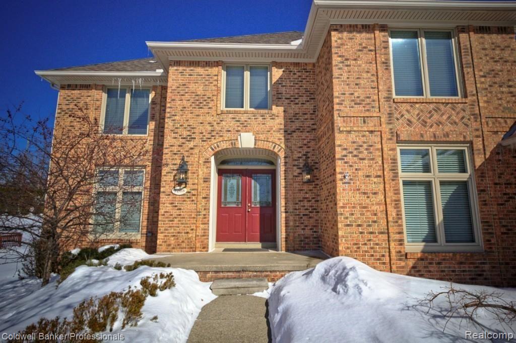 3208 Summit Ridge Drive Rochester Hills, MI 48306 - Photo 3 of 34