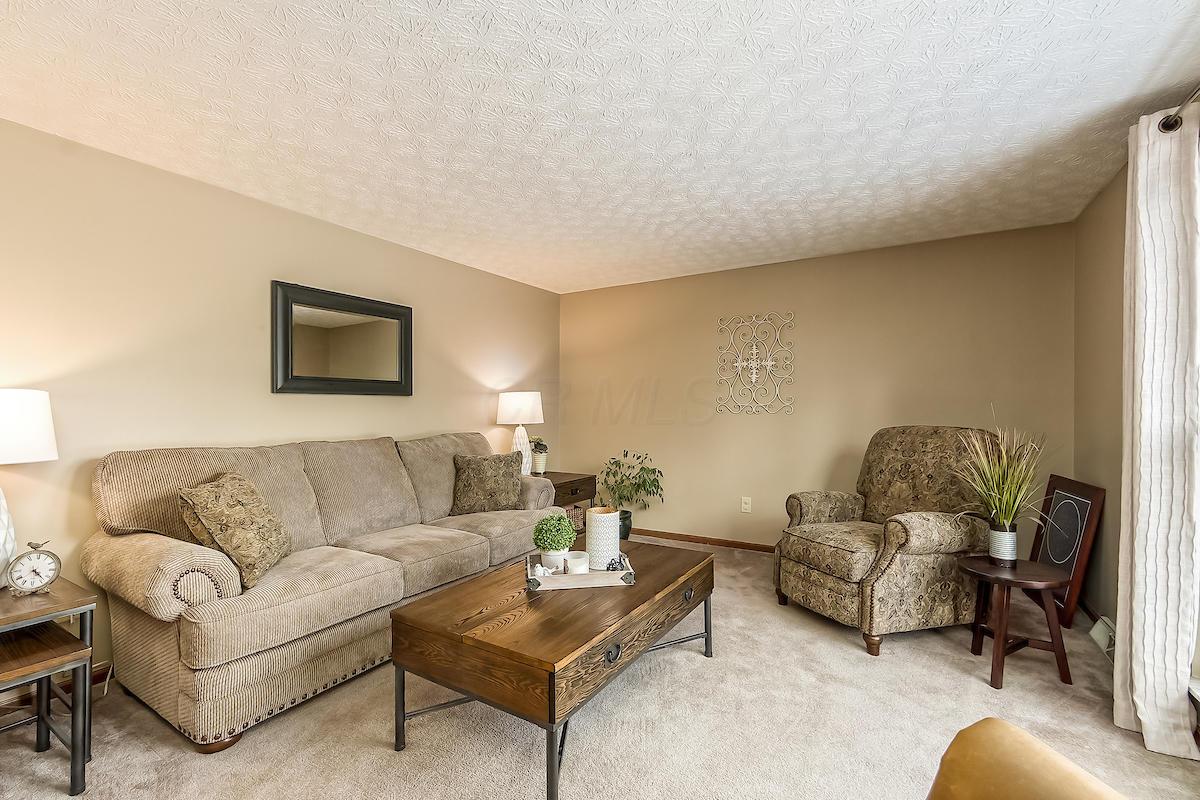 9426 Summit Road Etna, OH 43068 - Photo 6 of 46 Gallery Image 6
