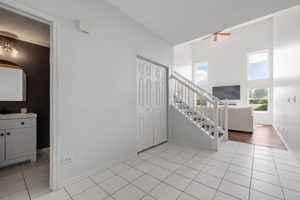 $287,000 | 21543 Eich Drive, Crest Hill, IL 60403