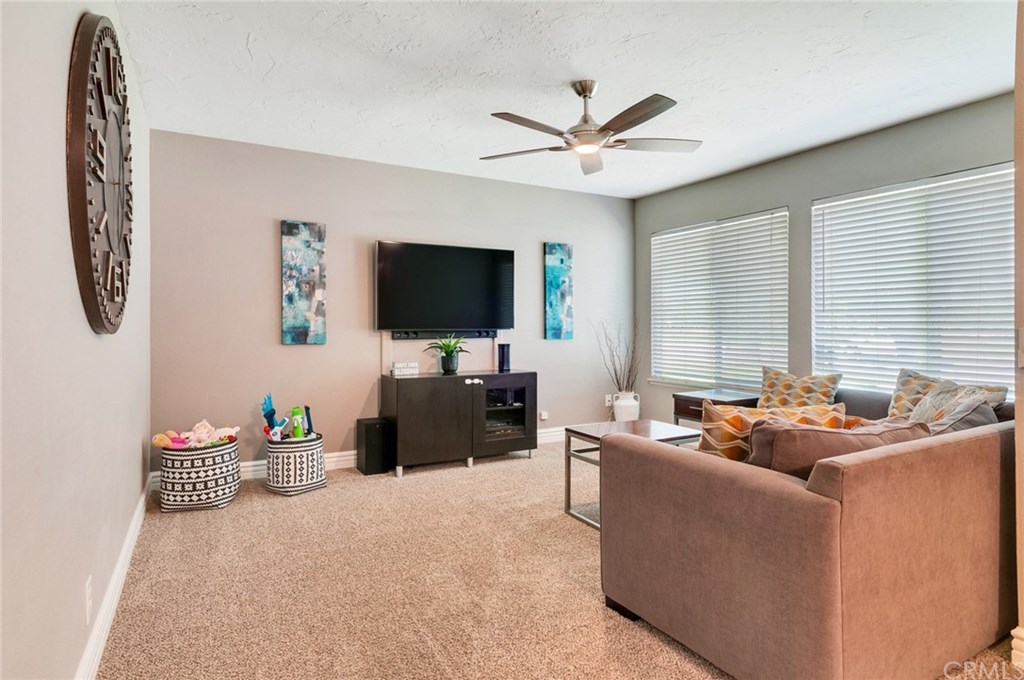 9760 Lincoln Avenue Riverside, CA 92503 - Photo 9 of 27