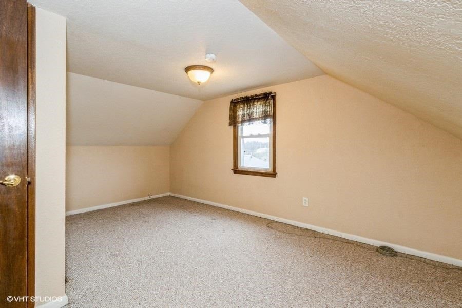 1824 Racine Avenue Northeast Solon, IA 52333 - Photo 9 of 20 Gallery Image 9