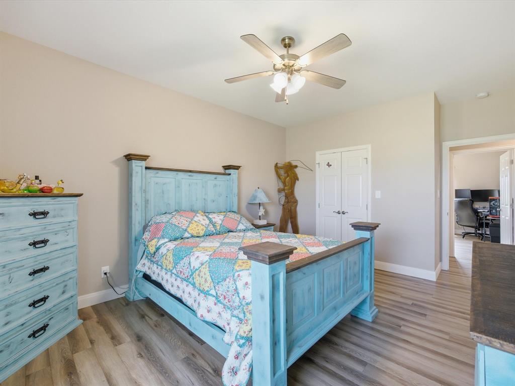 1032 Justin Drive Springtown, TX 76082 - Photo 25 of 40