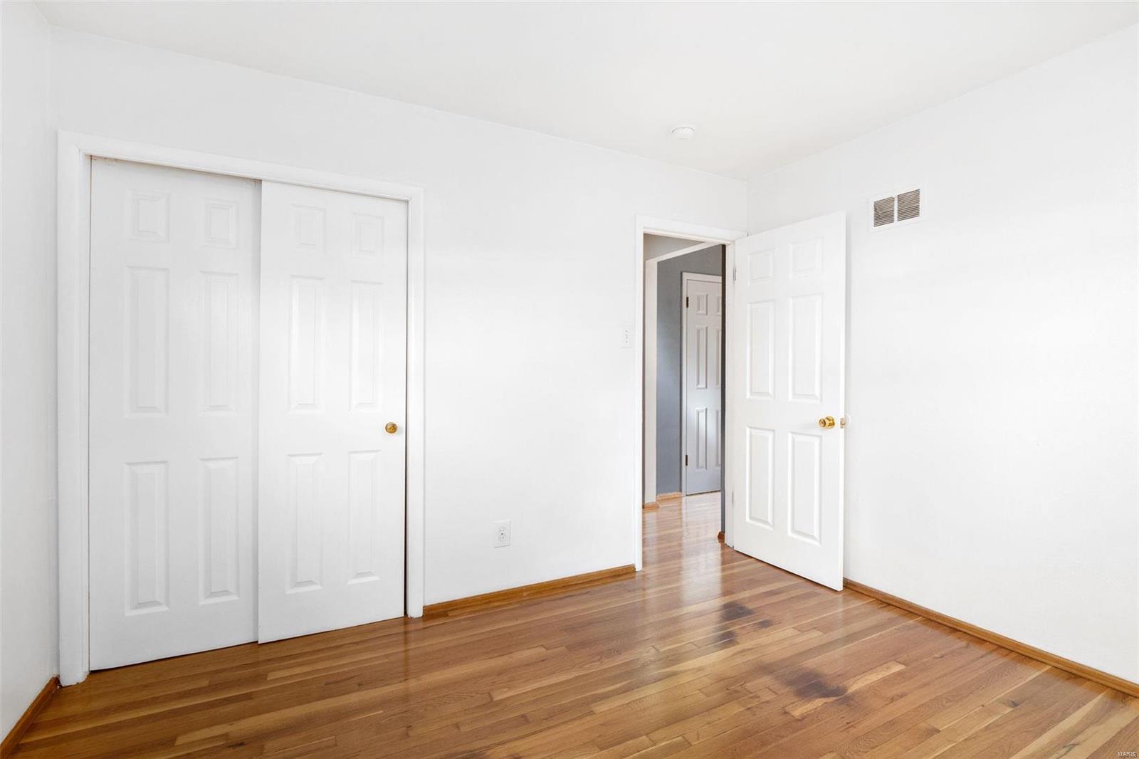 7801 Decatur Drive St. Louis, MO 63123 - Photo 14 of 24 Gallery Image 14