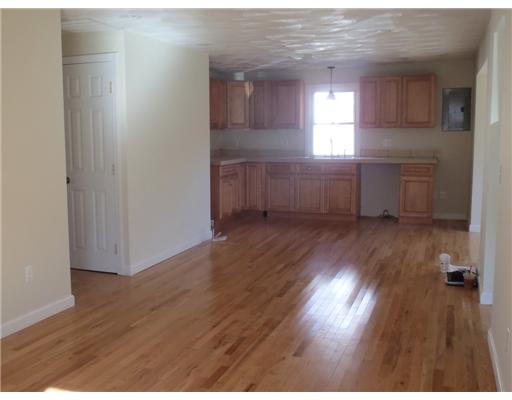 105 Airway Road Warwick, RI 02886 - Photo 5 of 15 Kitchen.