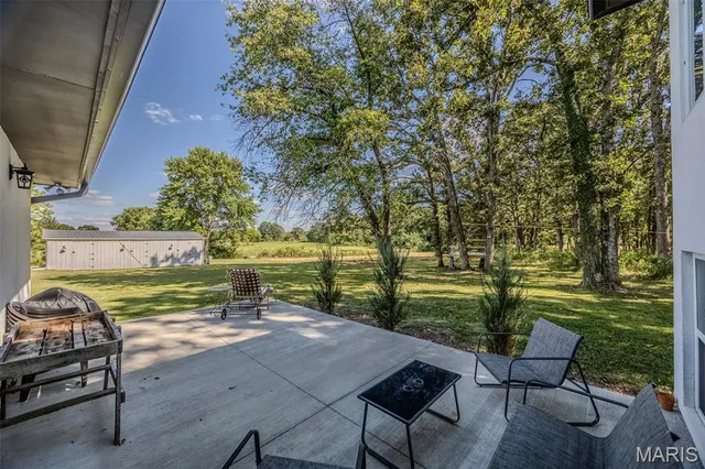 $449,500 | 17996 Dove Road, Phillipsburg, MO 65722