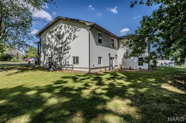 $449,500 | 17996 Dove Road, Phillipsburg, MO 65722