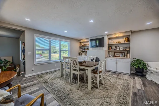 $449,500 | 17996 Dove Road, Phillipsburg, MO 65722