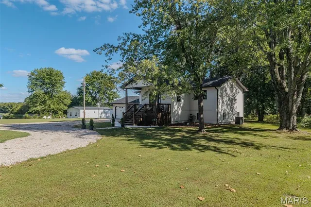 $449,500 | 17996 Dove Road, Phillipsburg, MO 65722