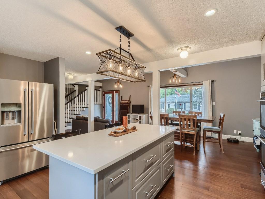 1649 Gull Lane Mound, MN 55364 - Photo 10 of 28