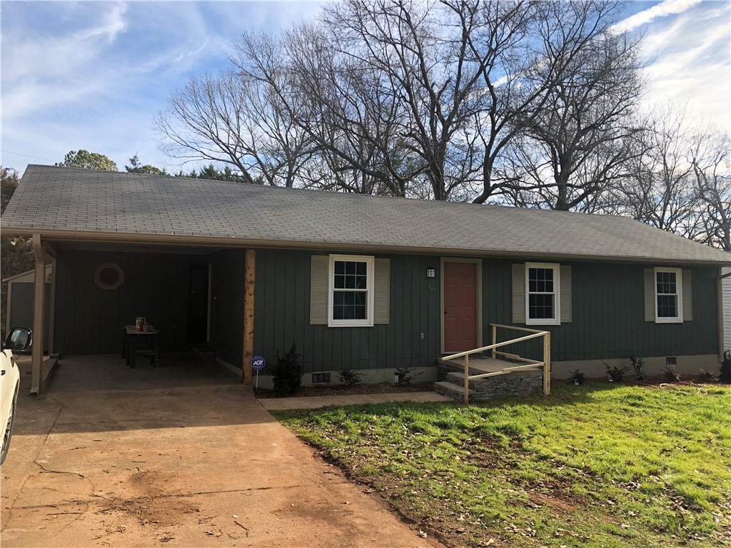 407 Fox Valley Road Anderson, SC 29621 - Photo 1 of 3