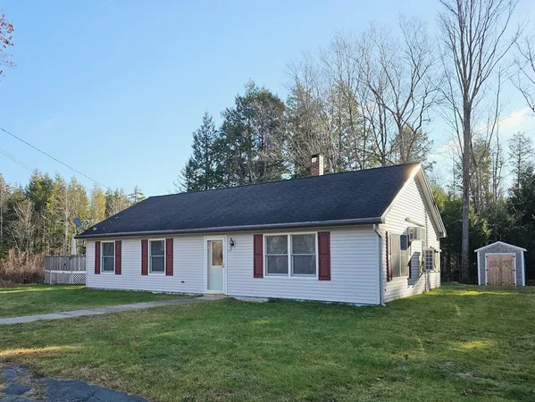 $325,000 | 90 Gardiner Road, Whitefield, ME 04353