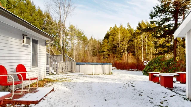 $325,000 | 90 Gardiner Road, Whitefield, ME 04353
