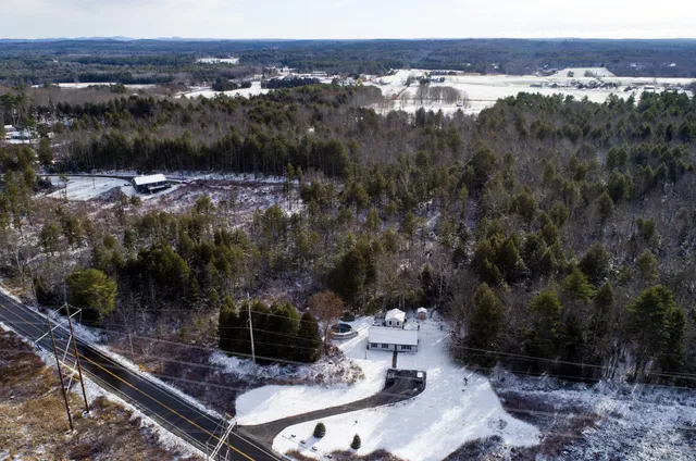 $325,000 | 90 Gardiner Road, Whitefield, ME 04353