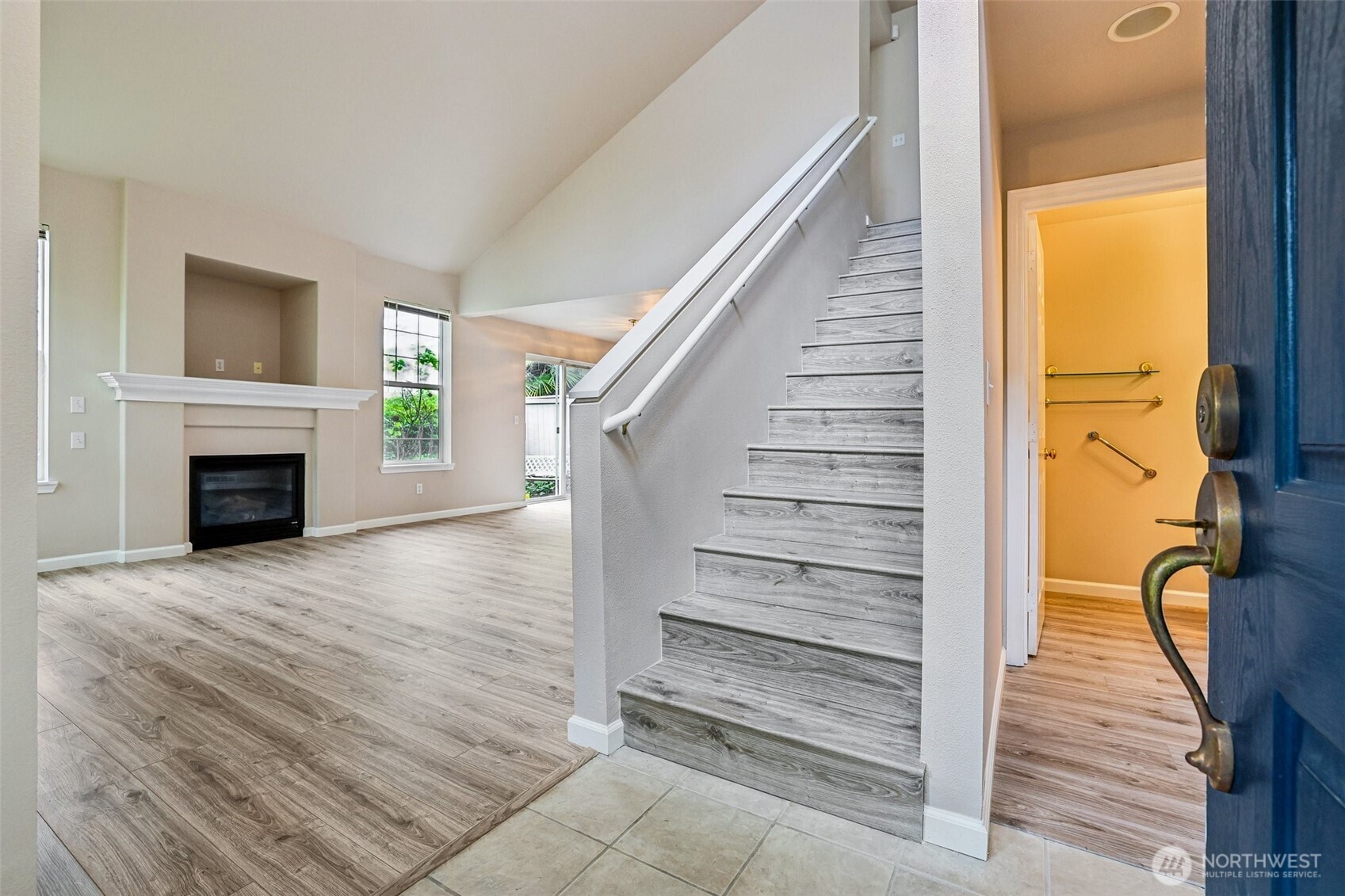 19107 110th Place Southeast Renton, WA 98055 - Photo 15 of 37