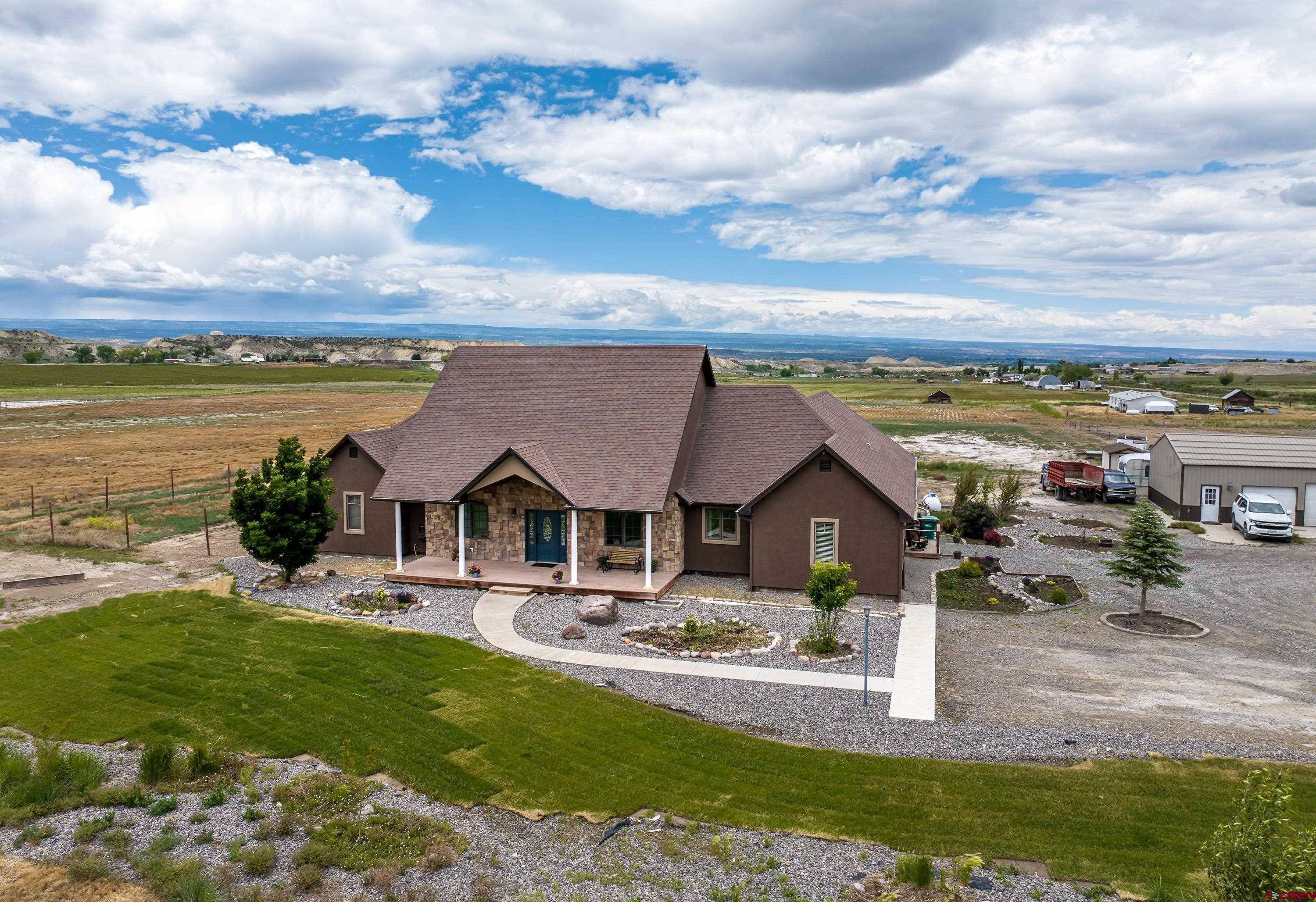69392 Racine Road Montrose, CO 81401 - Photo 4 of 32