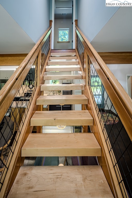 314 Hillandale Drive Boone, NC 28607 - Photo 33 of 49 a view of entryway
