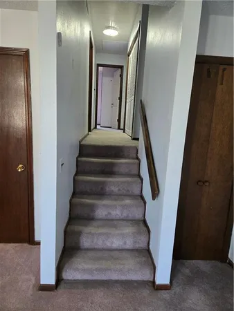 $425,000 | 32188 Osawatomie Road, Paola, KS 66071